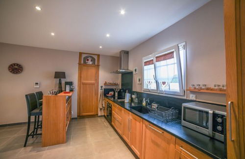 Carpentras Villa | Hermoso y confortable villa con piscina climatizada hermosa