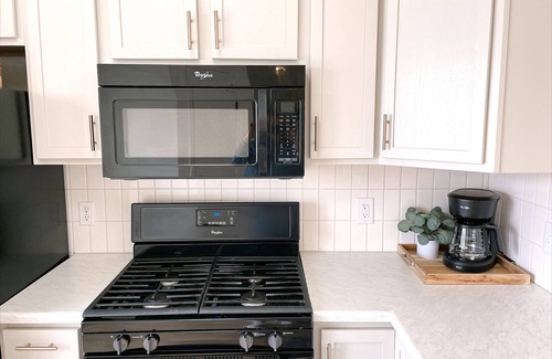 Rapid City Casa | Beautiful And Cozy 3 Bedroom home in the heart of R.C.!