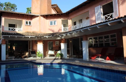 Baleia Casa | Hermosa casa de 4 dormitorios, decorado con buen gusto y equipada, solo proyecto Prox el mar