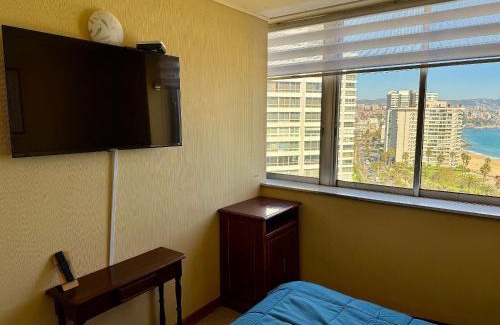 Vina del Mar Apartamento | Hemoso y familiar depto en plena Avda San Martin
