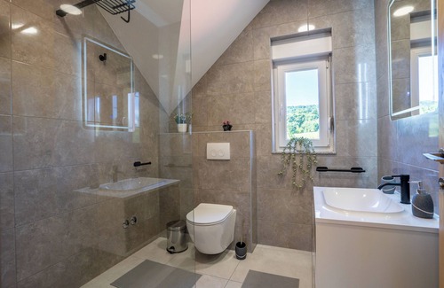 Smoljanac Apartamento | Beautiful and relaxing studio apartment near Plitvice Lakes.
