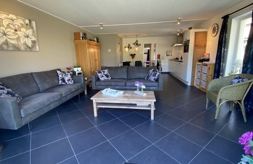 Wolphaartsdijk Casa | Beautiful and luxury 4-person holiday home in Oud-Sabbinge