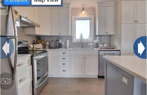 Dieppe Casa | Beautiful and peaceful house all inclusive near Airport in Dieppe, New Brunswick