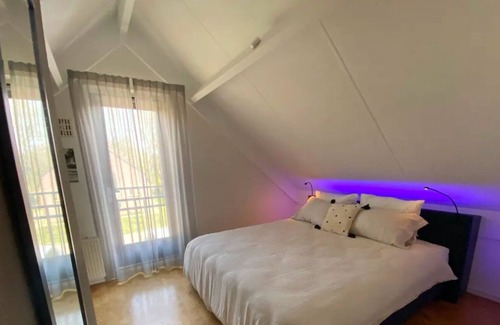 Ewijk Casa | Beautiful and Peaceful Villa Lakehouse | Danny Danau