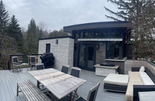 Craigleith Casa | Beautiful and Pristine Getaway Home