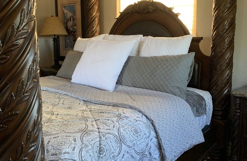 Junction Casa | Beautiful and Relaxing Guest House!!