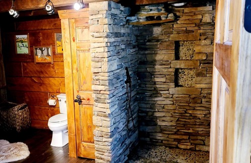 Pine Creek Cabina | Beautiful and Secluded Private Mountain Retreat