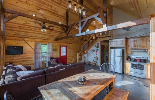 Board Camp Cabina | The Lodge at Sky Clear Ridge