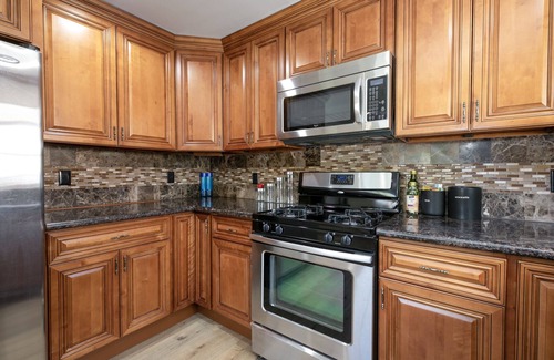 Winnetka Casa | Beautiful and Spacious Home in San Fernando Valley