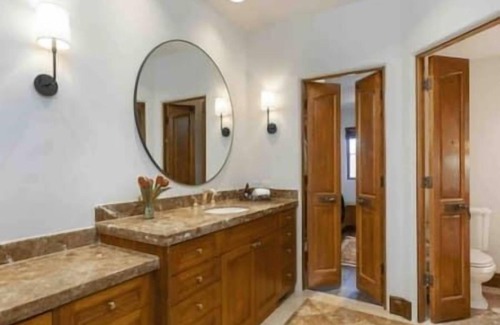 Aspen Casa | BEAUTIFUL AND SPACIOUS HOME-MOROON CREEK GOLF CLUB