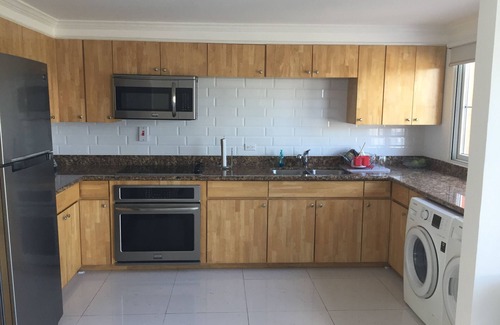 Orange Bay Casa | ForgetMeNot-Beautiful Townhouse - Con vista al mar y playa privada.