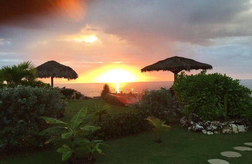 Orange Bay Casa | ForgetMeNot-Beautiful Townhouse - Con vista al mar y playa privada.
