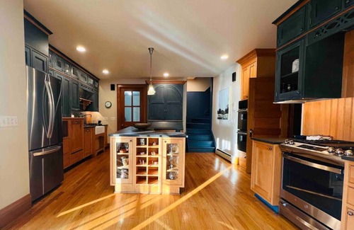 Mandana Casa | Beautiful and Unique Skaneateles Lake front Estate