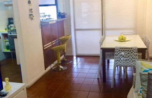 Pitangueiras Apartamento | Piso en Pitangueiras> Camarera> ServBeach> Valet> Piscina> Sauna> Juegos> 2Gar.