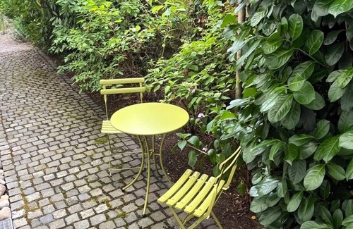 Frankfurt am Main Nord-Ost Apartamento | Beautiful apartment with private access in a quiet location with good transport links