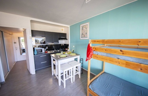 Montpellier Apartamento | Bonito apartamento con A/C, piscina, WIFI, TV, balcón, mascotas permitida y aparcamiento