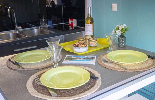 Montpellier Apartamento | Bonito apartamento con A/C, piscina, WIFI, TV, balcón, mascotas permitida y aparcamiento