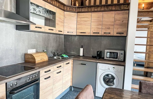 Steinberg am Rofan Apartamento | Beautiful apartment for 20 guests with WIFI, patio, pets allowed and parking