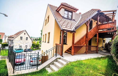 Cesky Krumlov Apartamento | Precioso apartamento para 5 personas con WIFI, patio, mascotas permitida y aparcamiento