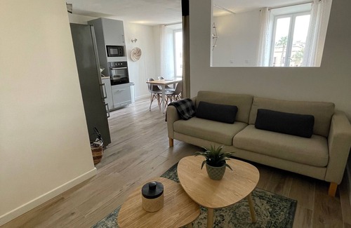 Sanary-sur-Mer Apartamento | Muy bonito apartamento, hipercentro, puerto Sanary, aparcamiento gratuito.