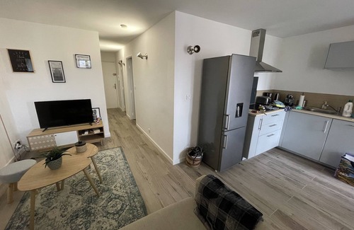 Sanary-sur-Mer Apartamento | Muy bonito apartamento, hipercentro, puerto Sanary, aparcamiento gratuito.