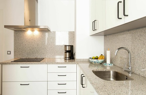 Torre del Mar Apartamento | Precioso apartamento para 4 personas con piscina, WIFI, A/C y terraza