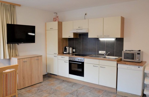 Sankt Anton am Arlberg Villa | Apartamento en villa con WIFI, TV, balcón, mascotas permitida, vista panorámica, aparcamiento