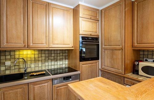 Saint-Arnoult Apartamento | Hermoso apartamento para 5 personas con WIFI, TV, terraza y aparcamiento