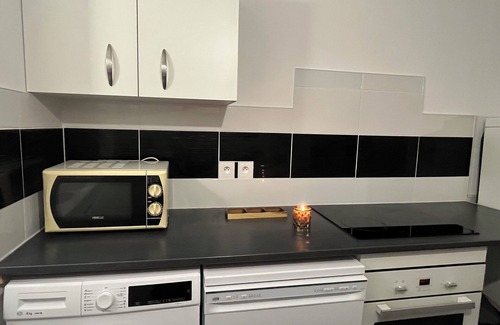 Faubourg-Raines Apartamento | Beautiful apartment 4 people Cité gastronomique