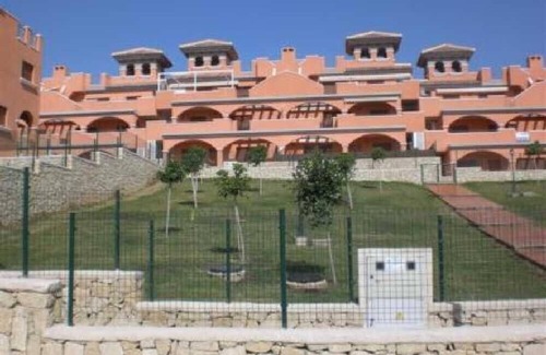 Los Puertos Apartamento | Precioso apartamento a 500 m de la playa con jardin privado y vistas al mar