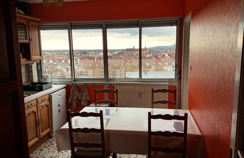 Quartier Saint-Leon Apartamento | Hermoso apartamento de 85 m2, 6 personas en el centro de la ciudad: excelente vista, estacionamiento gratuito