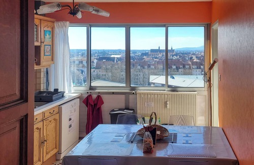 Quartier Saint-Leon Apartamento | Hermoso apartamento de 85 m2, 6 personas en el centro de la ciudad: excelente vista, estacionamiento gratuito