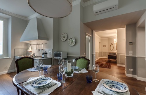 Duomo Apartamento | Hermoso y elegante apartamento a un paso del Duomo. Ideal para familias.