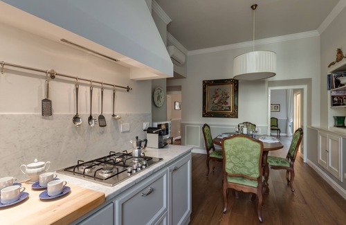 Duomo Apartamento | Hermoso y elegante apartamento a un paso del Duomo. Ideal para familias.