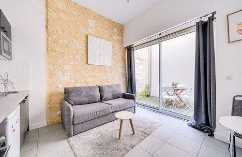 Meriadeck Apartamento | Beautiful apartment Bordeaux with private terrace