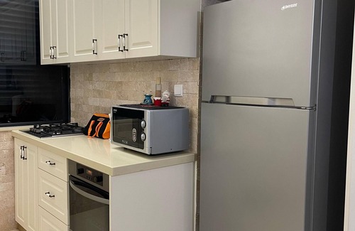Haifa Apartamento | Beautiful apartment close to the Bahai Garden Haifa.