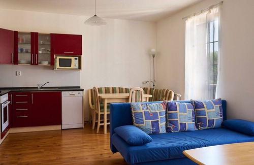 Rokytnice nad Jizerou Apartamento | Hermoso apartamento con WIFI, TV, balcón, mascotas permitida, vista panorámica y aparcamiento