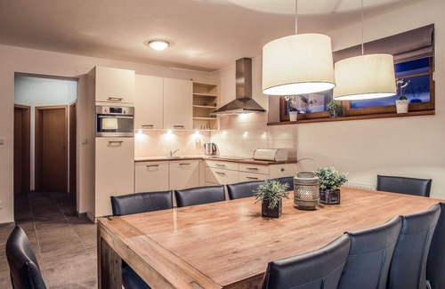 Lipno nad Vltavou Casa | Acogedor apartamento en villa con WIFI, TV, terraza, mascotas permitida y aparcamiento