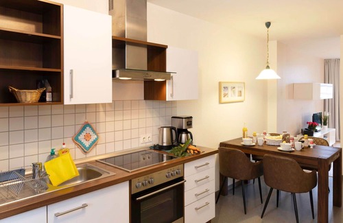 Lubmin Apartamento | Precioso apartamento para 4 personas con WIFI, TV, terraza, mascotas permitida y aparcamiento