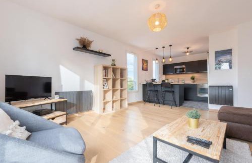 Saint-Maurice Pellevoisin Apartamento | Beautiful apartment equipped near train parking