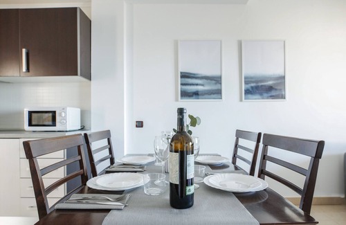 El Cotillo Apartamento | Precioso apartamento "2 dormitorios Vista Mar" con vistas al mar, Wi-Fi y piscina compartida