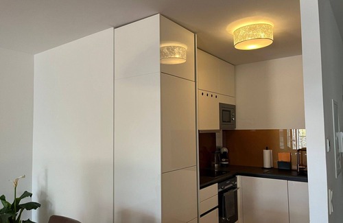 Poertschach am Woerthersee Apartamento | Acogedor apartamento para 2 personas con WIFI, TV, balcón, mascotas permitida y aparcamiento