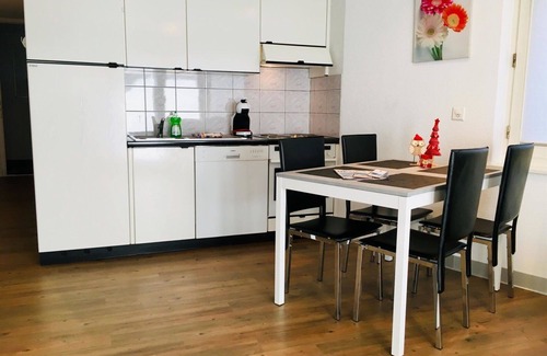 Saas-Balen Apartamento | Precioso apartamento para 4 personas con WIFI, TV, balcón y mascotas permitida