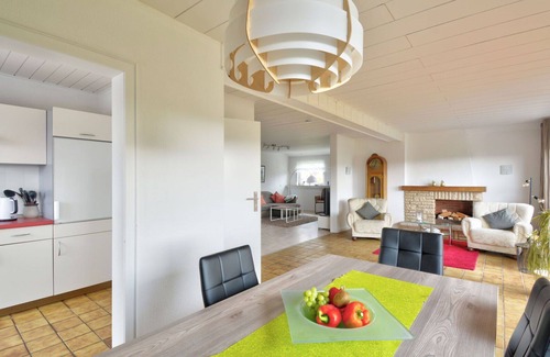 Schieder-Schwalenberg Apartamento | Hermoso apartamento para 4 personas con WIFI, TV, balcón y aparcamiento