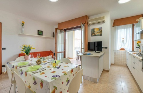 La Pietraia Apartamento | Precioso apartamento para 5 personas con A/C, TV, balcón y aparcamiento