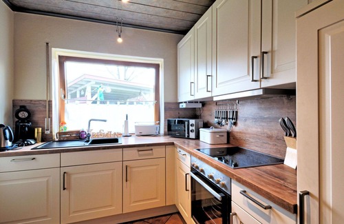 Brakel Apartamento | Hermoso apartamento para 5 personas con WIFI, TV, terraza, mascotas permitida y aparcamiento