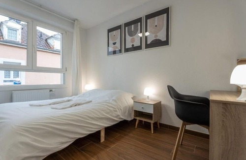Huningue Apartamento | Beautiful apartment for 6 people, near Basel, parking