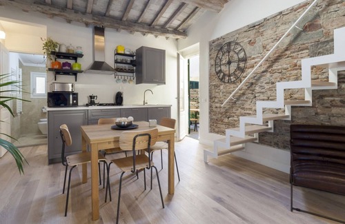 Santa Maria Novella Apartamento | Beautiful apartment for 5 people with terrace in the heart of S. Lorenzo