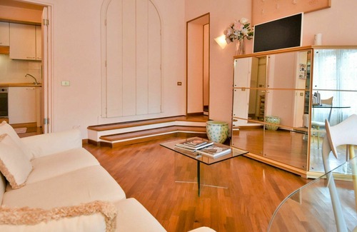 San Marco Apartamento | Hermoso apartamento para 2 personas con WIFI, A/C, TV, balcón y aparcamiento