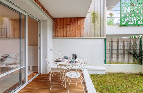 La Rochelle Apartamento | Beautiful apartment - near the beach